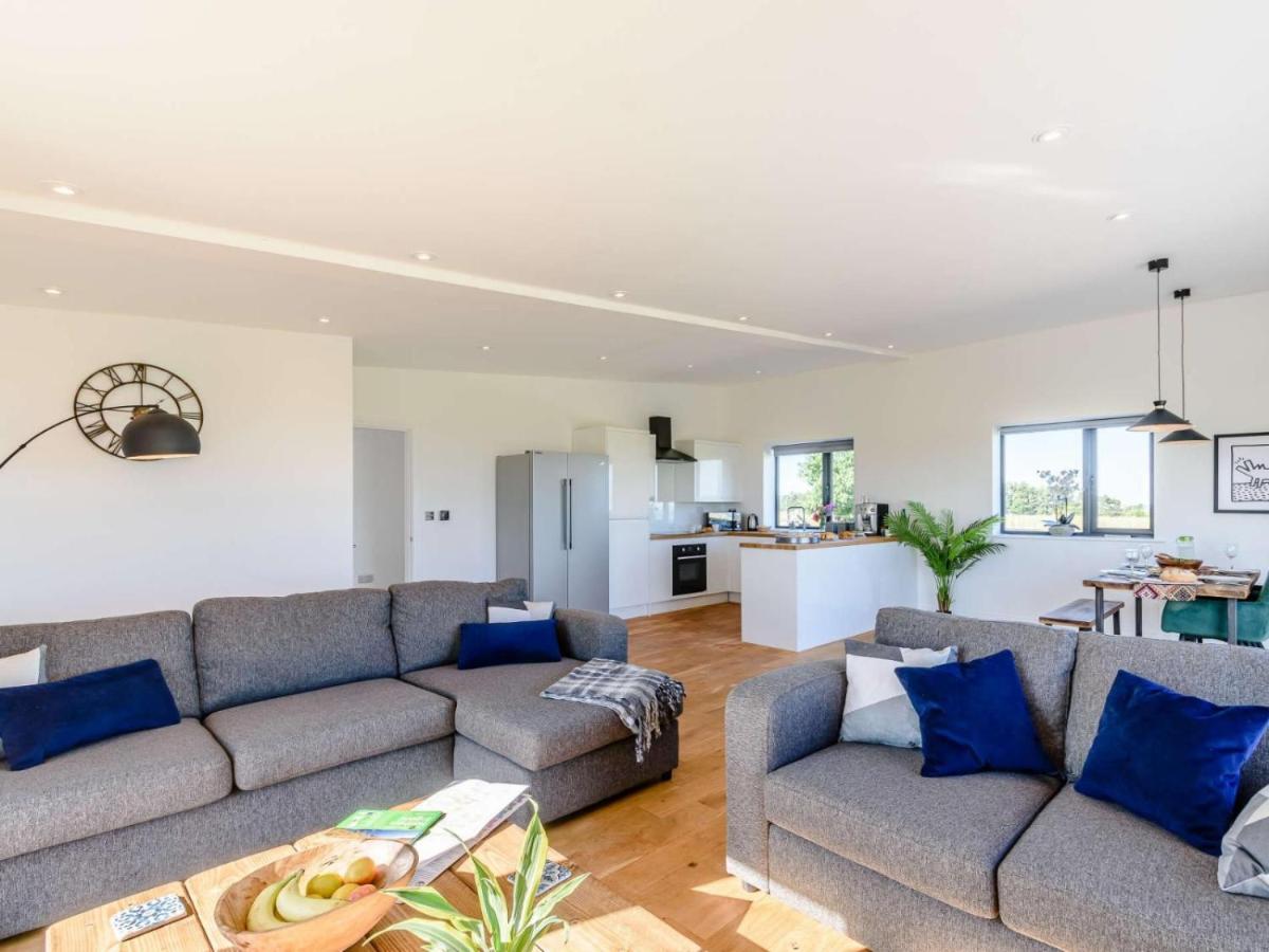 2-Bed Modern Bungalow - Outstanding Country Views هاروغايت المظهر الخارجي الصورة